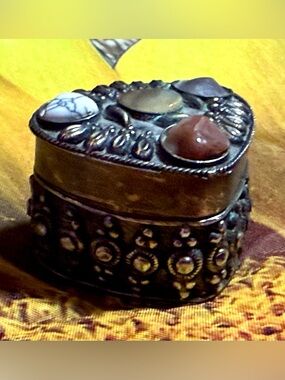 Witchy Vintage Trinket Box with Gemstones – Velvet Lined Altar Box